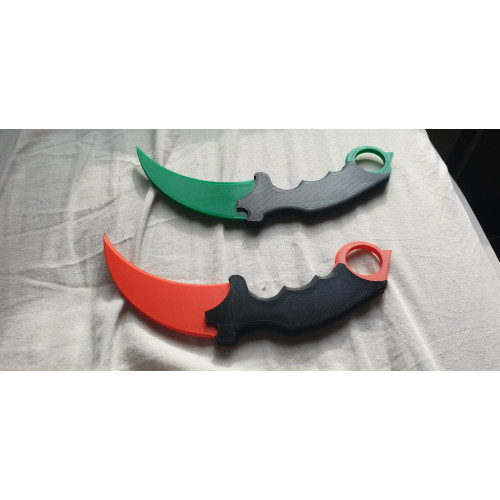 Two coloured karambit Two coloured karambit